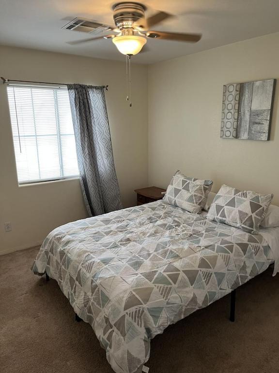 Vic'S 3 Bedroom 4Beds & Pool Centrally Located! Las Vegas Eksteriør billede